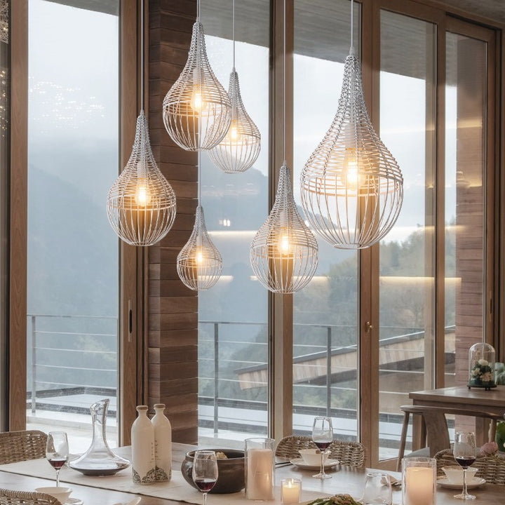 Lustre suspendu moderne minimaliste en métal et rotin en forme de goutte d&