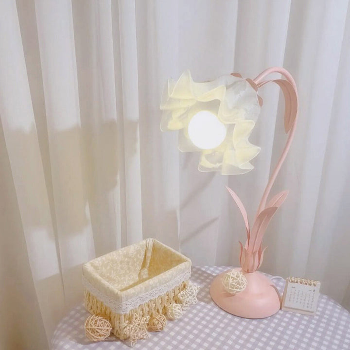 伝統的なラスティックフラワーアイアンアクリル1灯テーブルランプ（スタディ用） 