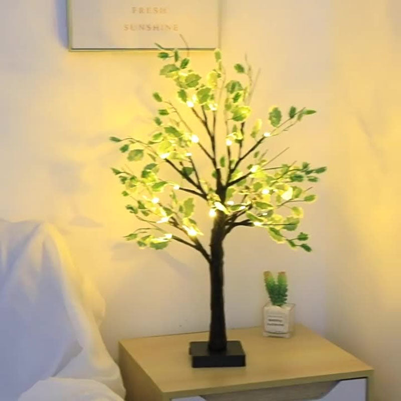 リビングルーム用の伝統的なラスティックプラスチックツリーLED USBバッテリーテーブルランプ 