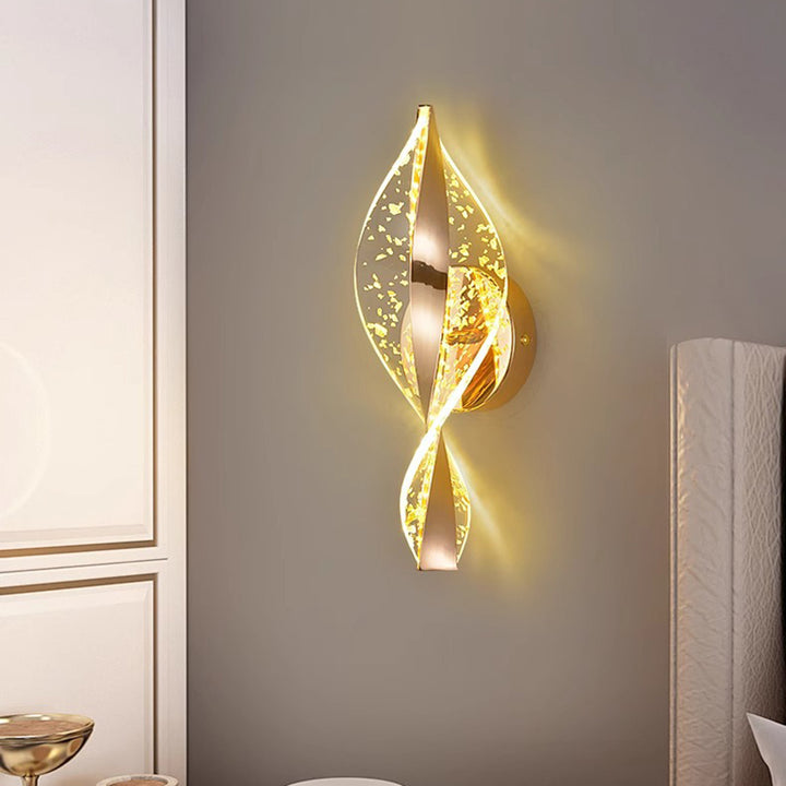 مصباح حائط بتصميم حلزوني فاخر عصري مصنوع من الأكريليك والحديد مع إضاءة LED لغرفة النوم 