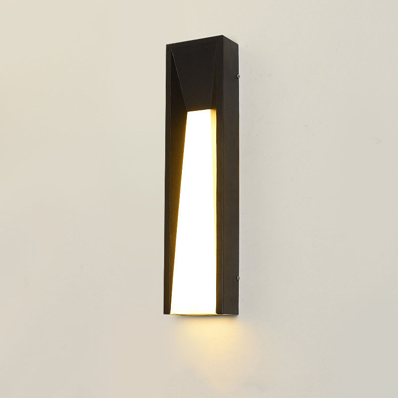 Moderne minimalistische wasserdichte rechteckige Edelstahl-Acryl-LED-Außenwandleuchte für den Garten 