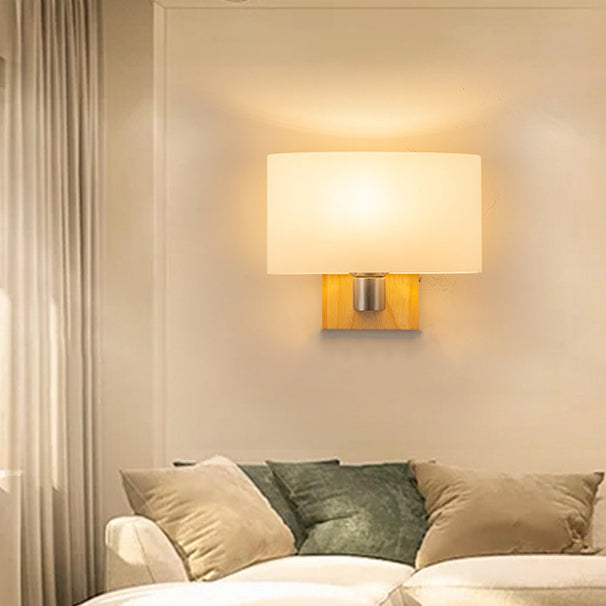 Zeitgenössische nordische rechteckige Holz-Glas 1-Licht Wandleuchte für das Schlafzimmer 