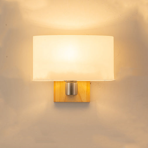 Zeitgenössische nordische rechteckige Holz-Glas 1-Licht Wandleuchte für das Schlafzimmer 