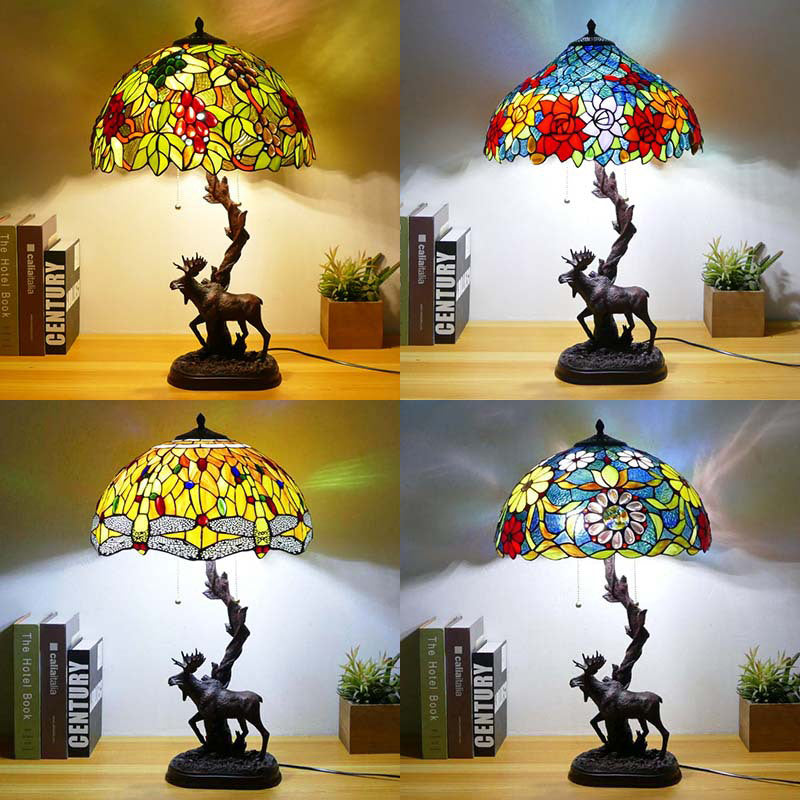Traditionelle Tiffany-Hirschharzglas 1-Licht-Tischlampe für das Studium 
