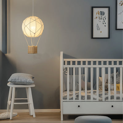 Moderner minimalistischer Kinder Heißluftballon Stoff Eisen Rattan Weben 1-Licht Pendelleuchte für Schlafzimmer 