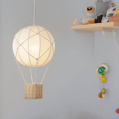 Moderner minimalistischer Kinder Heißluftballon Stoff Eisen Rattan Weben 1-Licht Pendelleuchte für Schlafzimmer 