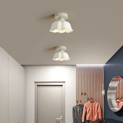 Plafonnier semi-encastré contemporain nordique en céramique de verre et fer à 1 lumière pour entrée 