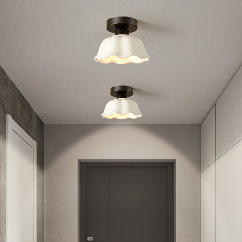 Plafonnier semi-encastré contemporain nordique en céramique de verre et fer à 1 lumière pour entrée 