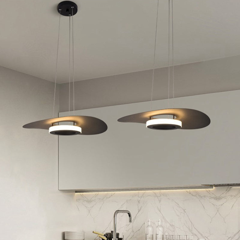 Lámpara colgante LED de hierro acrílico contemporánea creativa con forma de platillo volante para comedor 