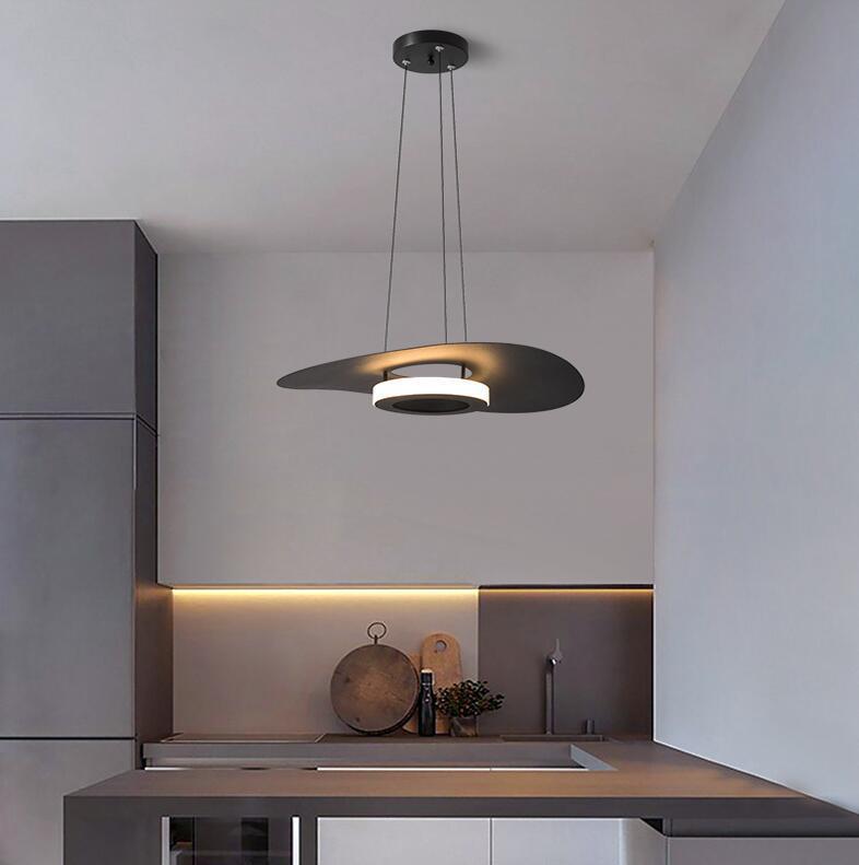 Lámpara colgante LED de hierro acrílico contemporánea creativa con forma de platillo volante para comedor 