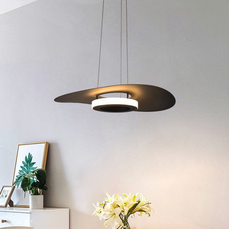 Lámpara colgante LED de hierro acrílico contemporánea creativa con forma de platillo volante para comedor 