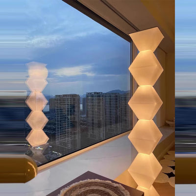 مصباح أرضي LED من الفولاذ المقاوم للصدأ والبلاستيك والزجاج بتصميم هندسي إبداعي عصري لغرفة المعيشة 