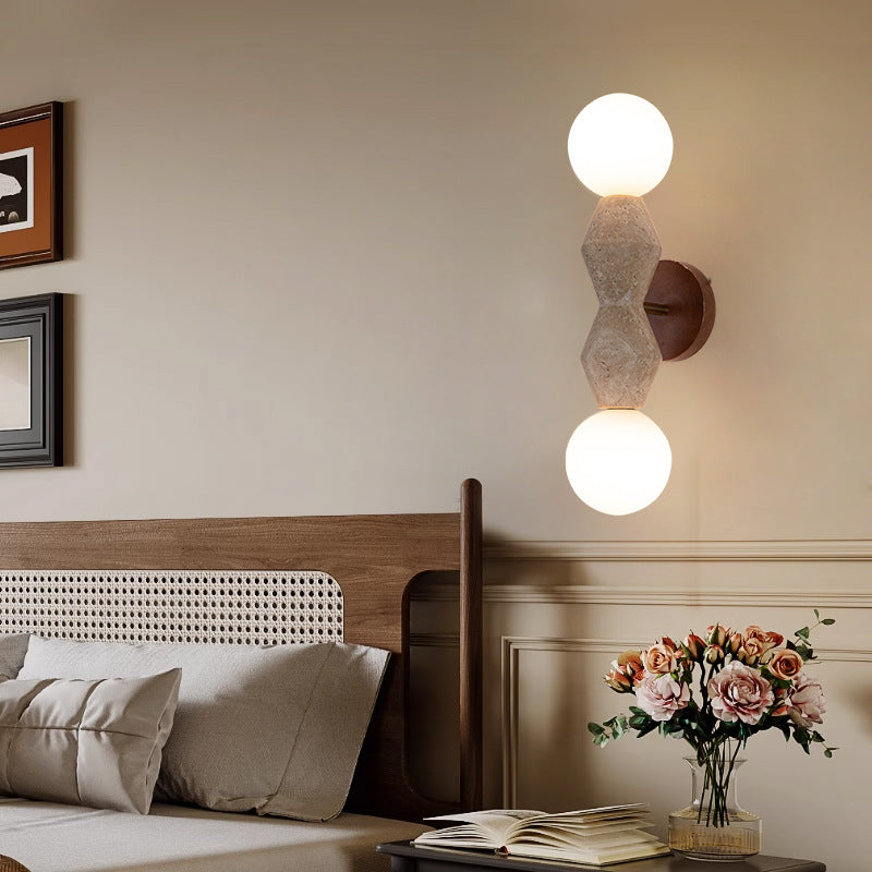 Traditionelle japanische geometrische Massivholz-Wandleuchte aus gelbem Travertin mit 2 Lichtern für das Wohnzimmer 