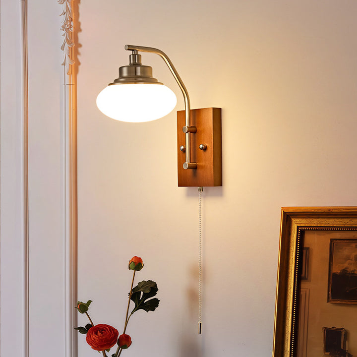 Traditionelle Vintage-Kürbis- &amp; Ovale Massivholz-Eisenharz-Reißverschluss 1-Licht-Wandleuchte für Schlafzimmer 