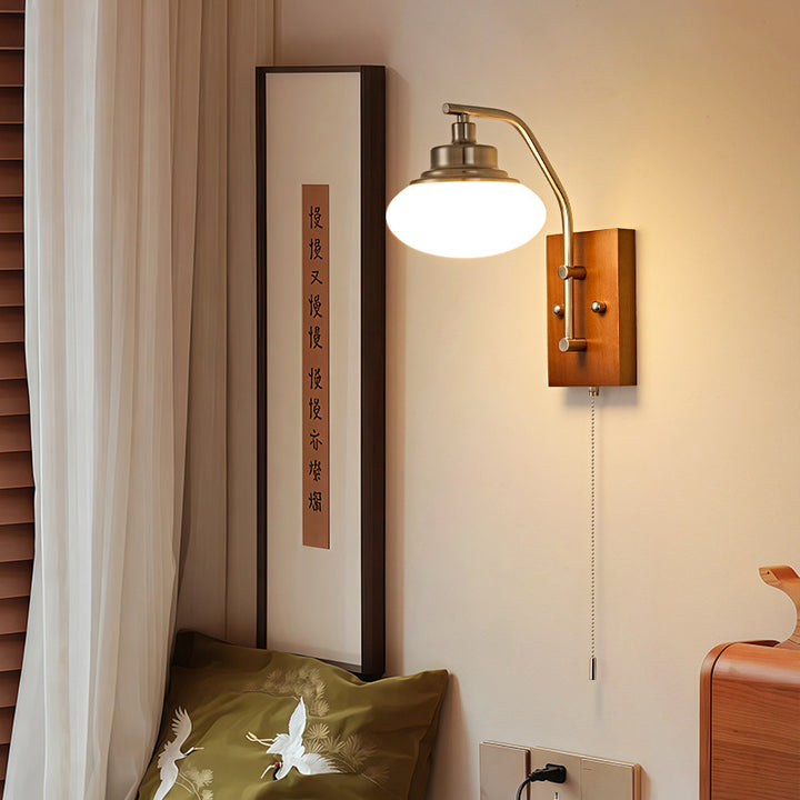 Traditionelle Vintage-Kürbis- &amp; Ovale Massivholz-Eisenharz-Reißverschluss 1-Licht-Wandleuchte für Schlafzimmer 