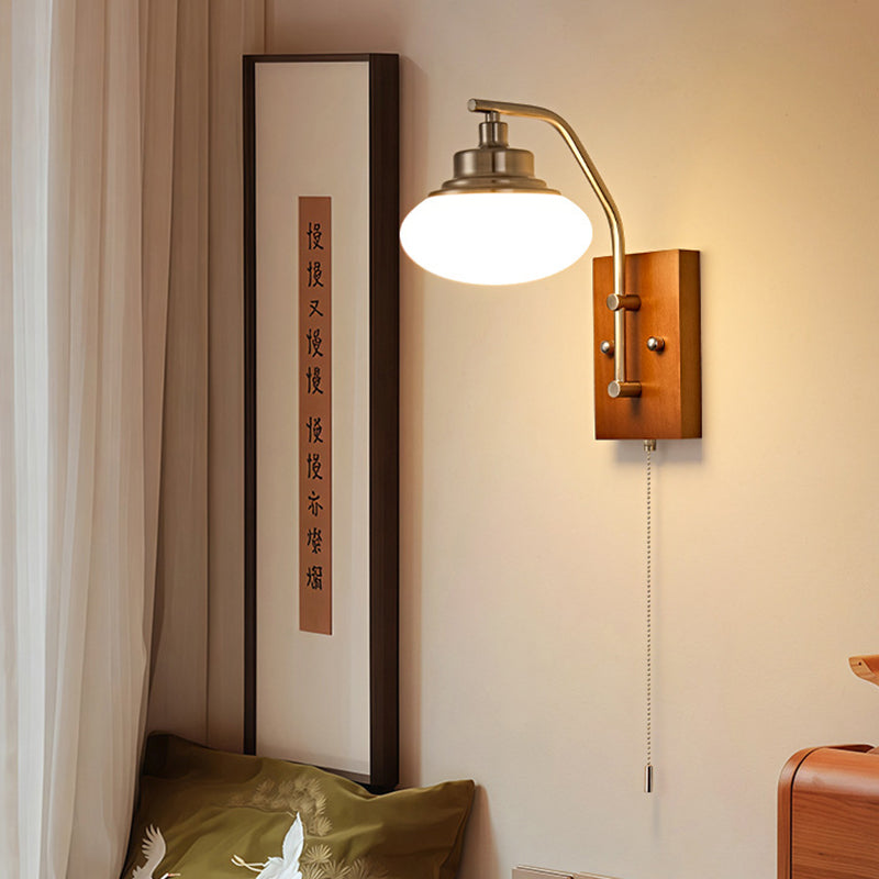 Traditionelle Vintage-Kürbis- &amp; Ovale Massivholz-Eisenharz-Reißverschluss 1-Licht-Wandleuchte für Schlafzimmer 