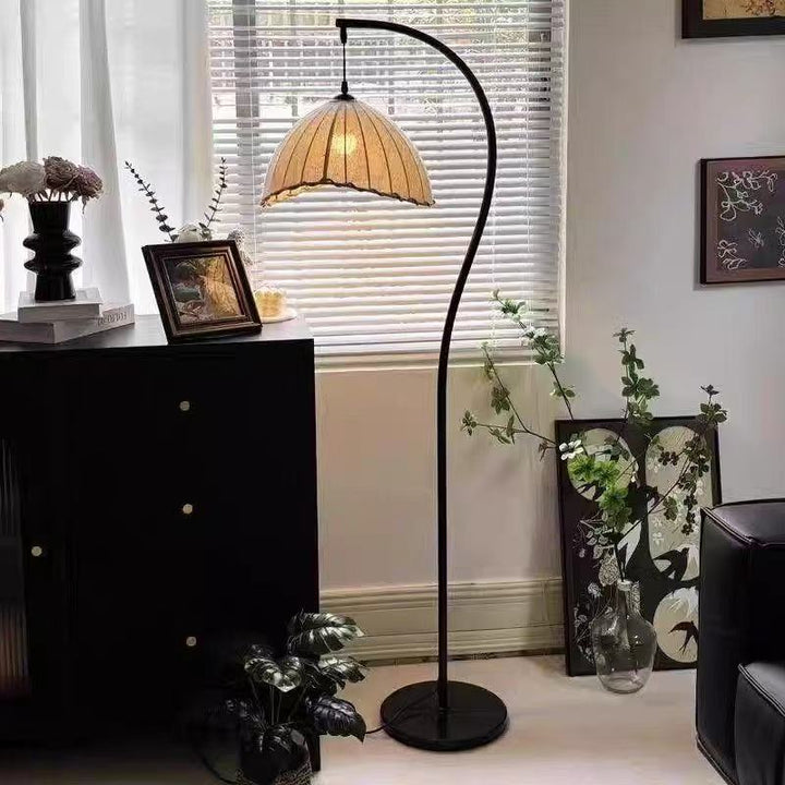 Lampe de sol traditionnelle vintage ronde en fer et tissu à 1 lumière pour salon 