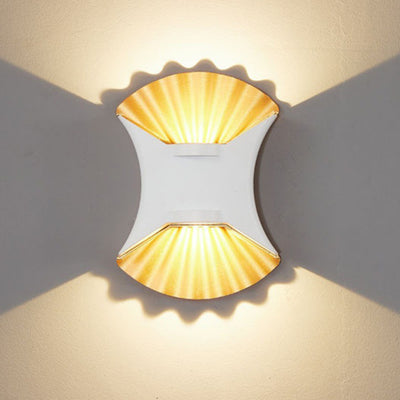 Zeitgenössische kreative wasserdichte Conch Aluminium Glas Outdoor LED Wandleuchte für Außenbereich Terrasse 