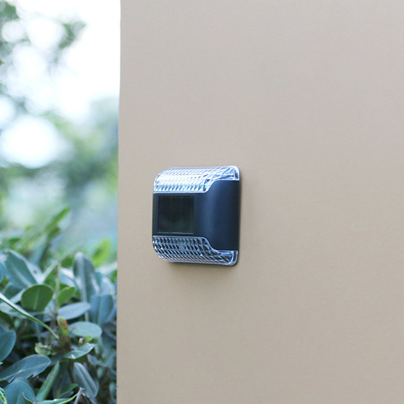 Modern Minimalist Waterproof Solar Rectangular Plastic LED Wall Sconce Lamp For Outdoor Patio