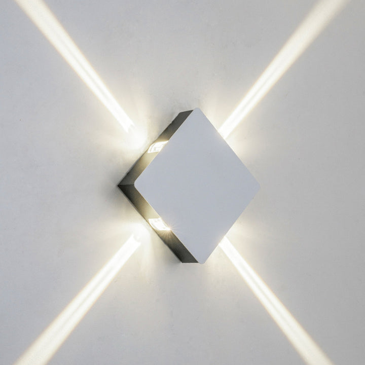 Zeitgenössische industrielle runde quadratische wasserdichte Aluminium-Acryl-LED-Außenwandleuchte für die Außenterrasse 