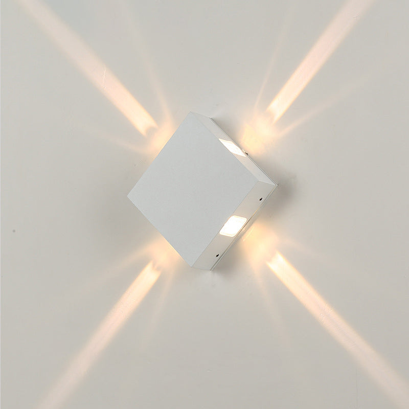 Zeitgenössische industrielle runde quadratische wasserdichte Aluminium-Acryl-LED-Außenwandleuchte für die Außenterrasse 