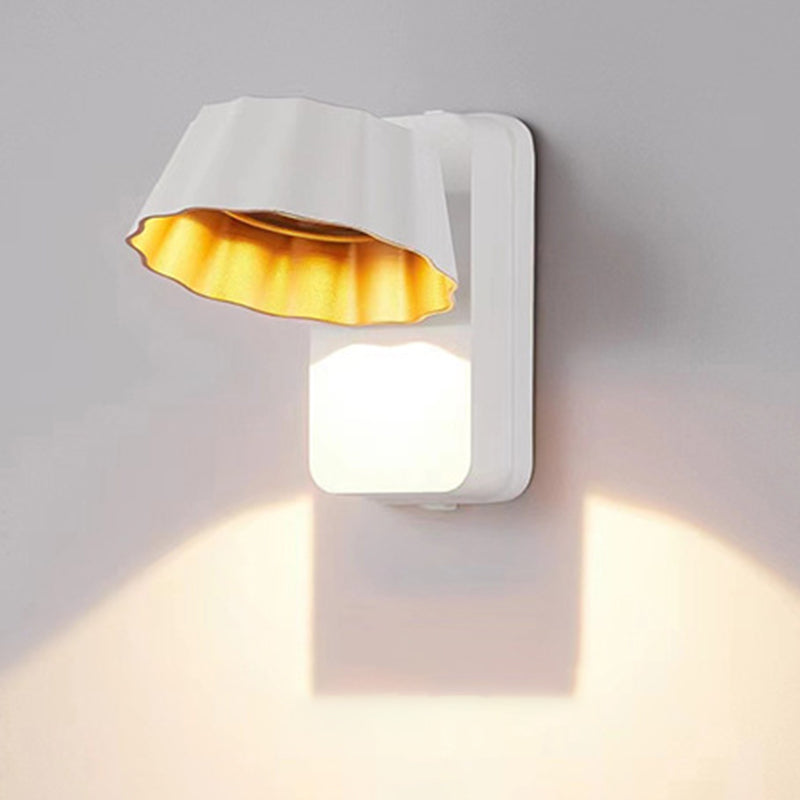 Applique murale LED extérieure contemporaine en aluminium avec verre rotatif et étanche pour terrasse extérieure 