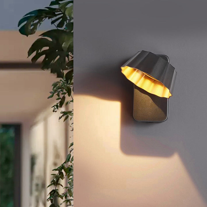 Zeitgenössische industrielle wasserdichte drehbare Blumen-Aluminium-Glas-LED-Wandleuchte für den Außenbereich für die Terrasse 