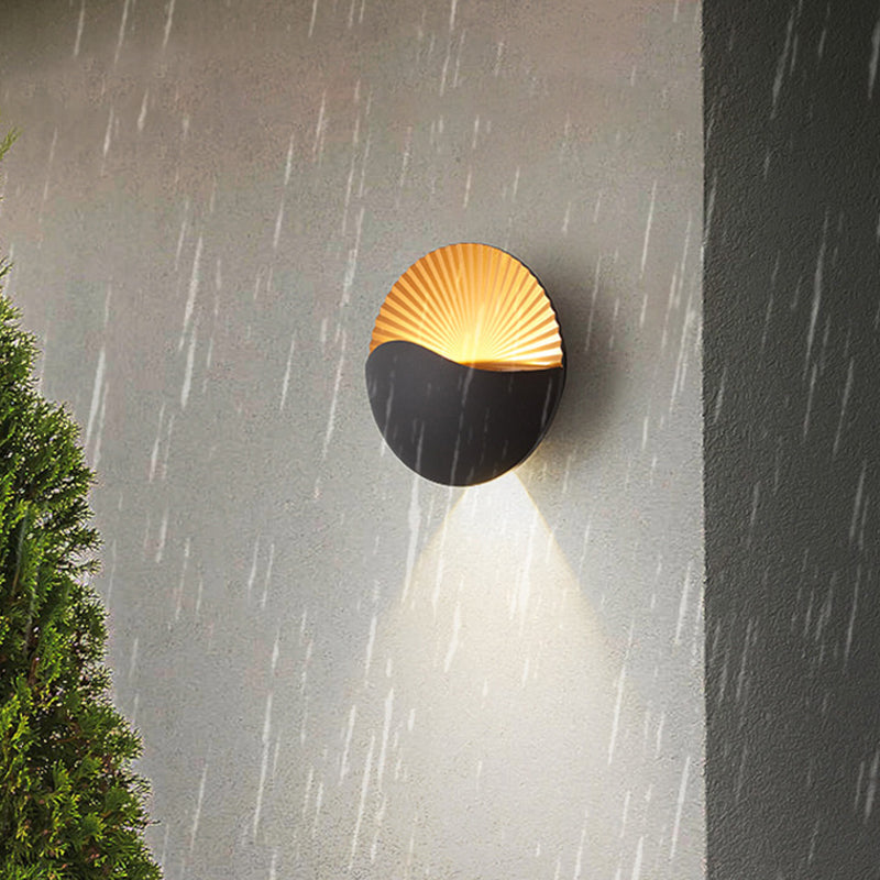 Modern Minimalist Waterproof Round Metal Glass Outdoor LED Wall Sconce Lamp For Garden