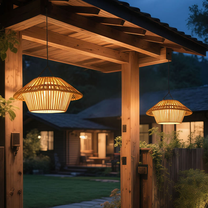 Traditionelle rustikale wasserdichte Solar-USB-Pilz-Rattan-Webeisen-Außen-LED-Pendelleuchte Landschaftsbeleuchtung für den Garten 