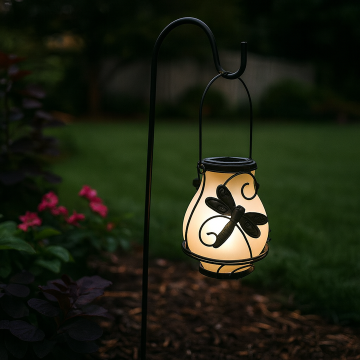 Traditionelle rustikale wasserdichte Solar-Laternenvase aus Eisen und Glas mit LED-Außenbeleuchtung für Gartenlandschaftsbeleuchtung 