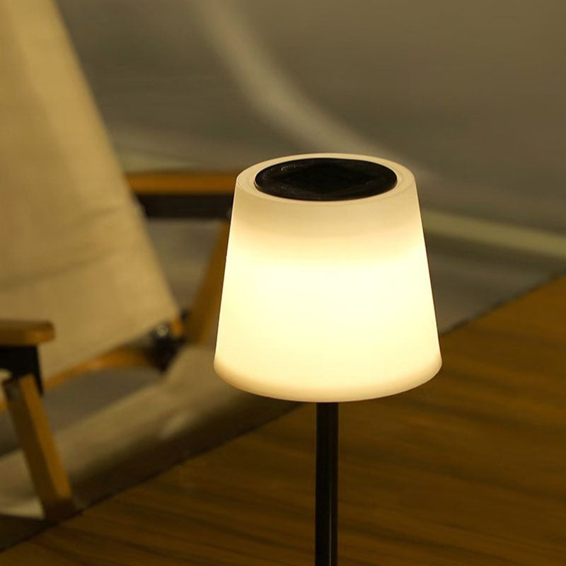 Contemporary Nordic Waterproof Solar Round Iron PP LED Outdoor Table Lamp For Garden