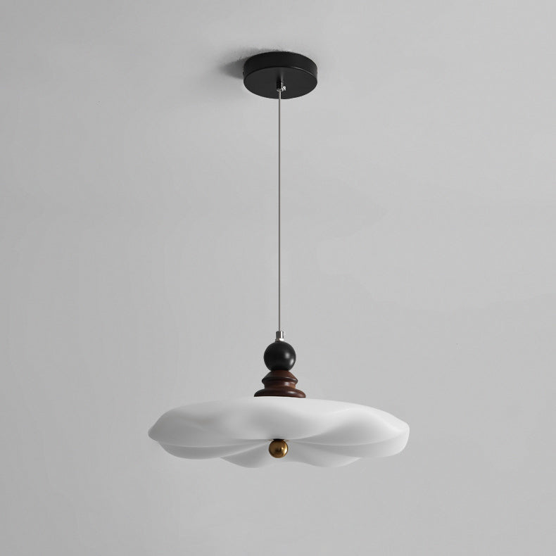 Traditional Vintage Lotus Leaf Iron Rubberwood Rotational Molding LED Pendant Light For Bedroom