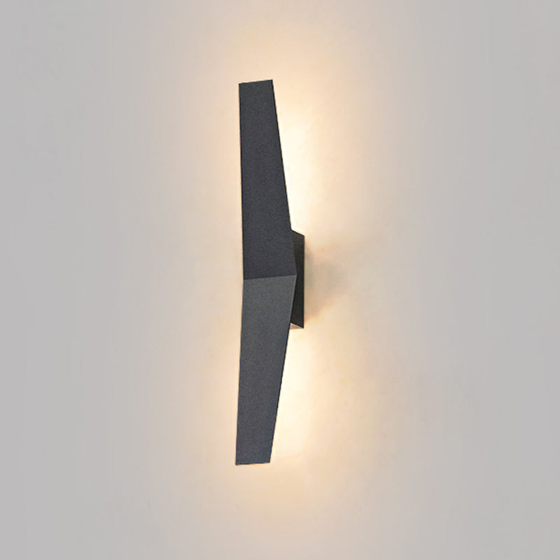 Applique murale extérieure LED en aluminium avec ailes étanches et simplicité moderne pour jardin 