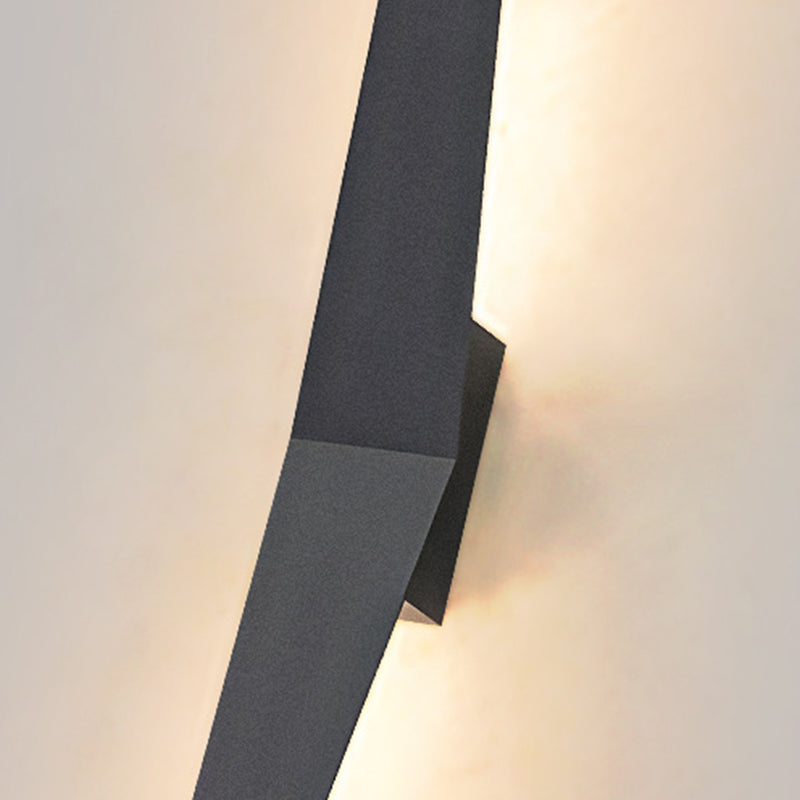 Applique murale extérieure LED en aluminium avec ailes étanches et simplicité moderne pour jardin 