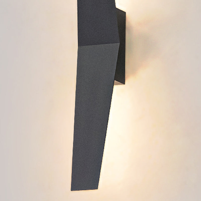 Applique murale extérieure LED en aluminium avec ailes étanches et simplicité moderne pour jardin 