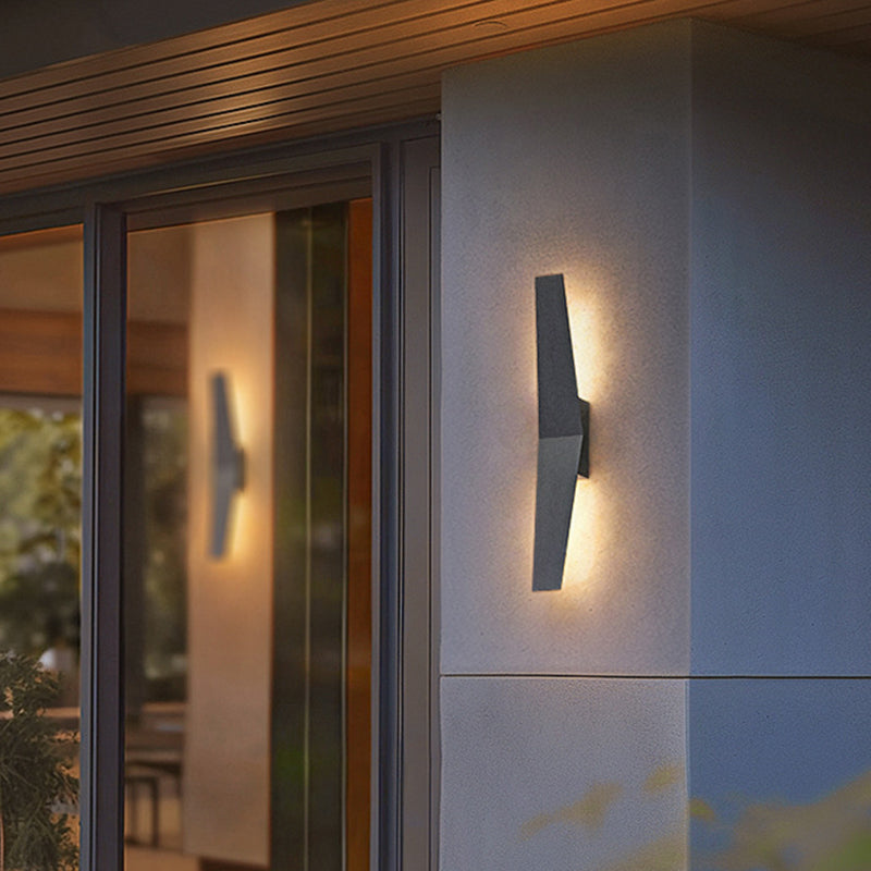 Applique murale extérieure LED en aluminium avec ailes étanches et simplicité moderne pour jardin 