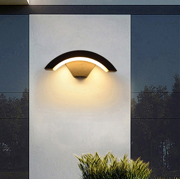 Modern Minimalist Waterproof Arc Aluminum Acrylic Sensor LED Outdoor Wall Sconce Lamp For Garden