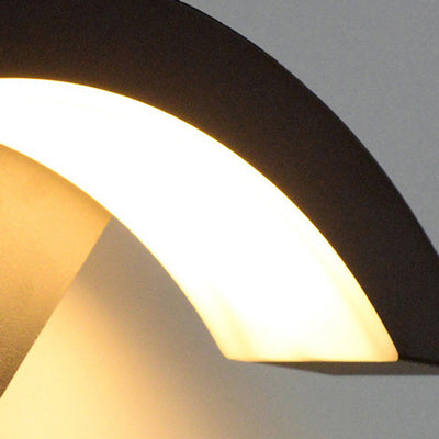 Modern Minimalist Waterproof Arc Aluminum Acrylic Sensor LED Outdoor Wall Sconce Lamp For Garden