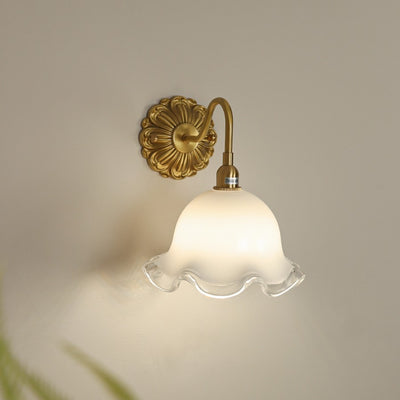 Traditional Rustic Flower Brass Glass 1-Light Wall Sconce Lamp For Bedroom