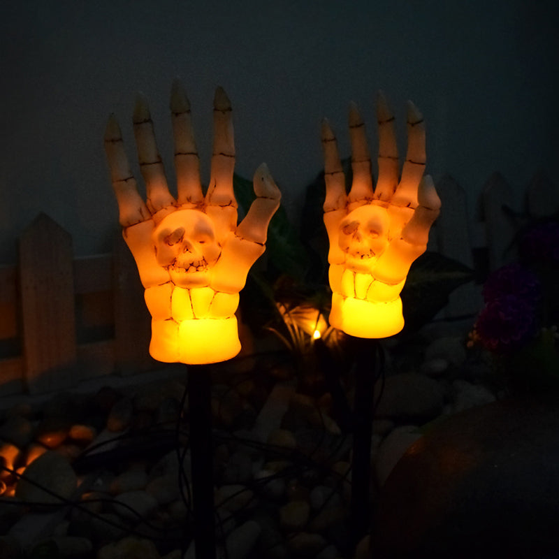 Modern Art Deco Waterproof Solar Halloween Skull Hand PE ABS LED Outdoor Light Landscape Lighting For Garden