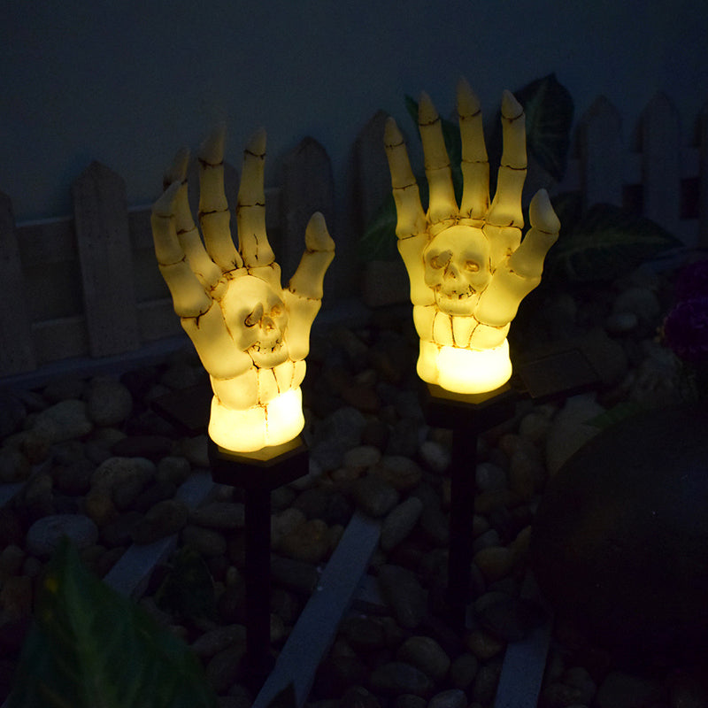 Modern Art Deco Waterproof Solar Halloween Skull Hand PE ABS LED Outdoor Light Landscape Lighting For Garden