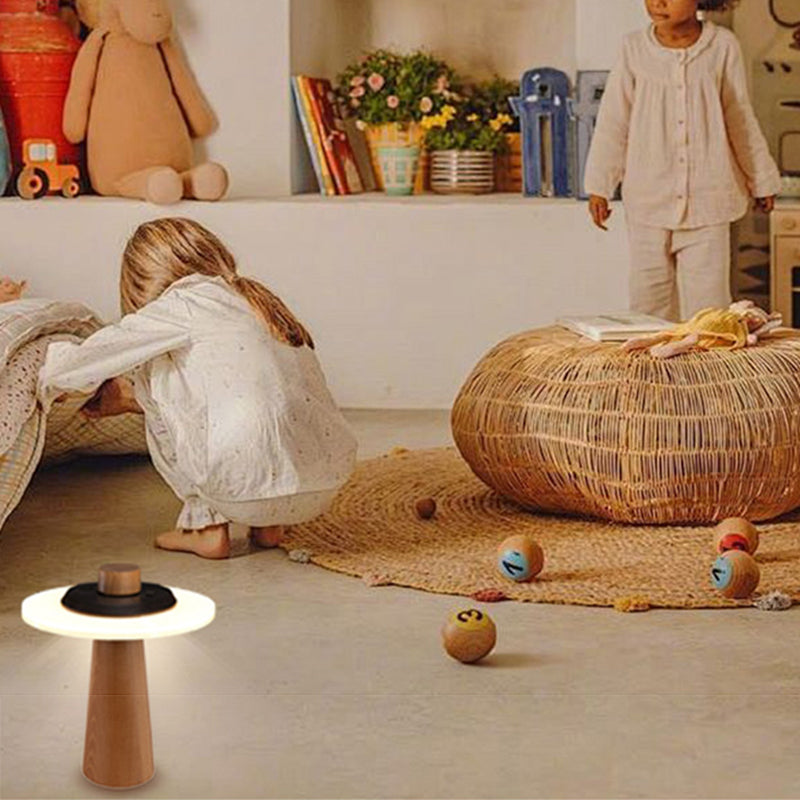 Contemporary Nordic Waterproof Wood PC ABS Round LED Outdoor Table Lamp For Outdoor Patio