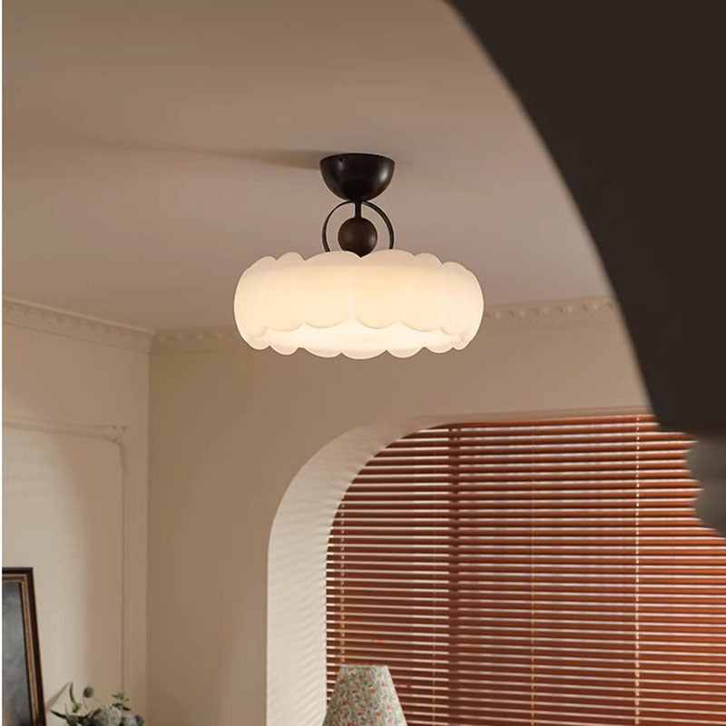 Traditionelle französische Eisen-PE-Holz-Runde-Blumen-LED-Deckenleuchte für das Schlafzimmer 