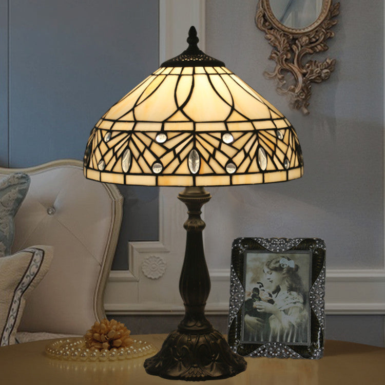Zeitgenössische Tiffany Harz Metall Glas Regenschirmform 1-Licht Tischlampe für Schlafzimmer 