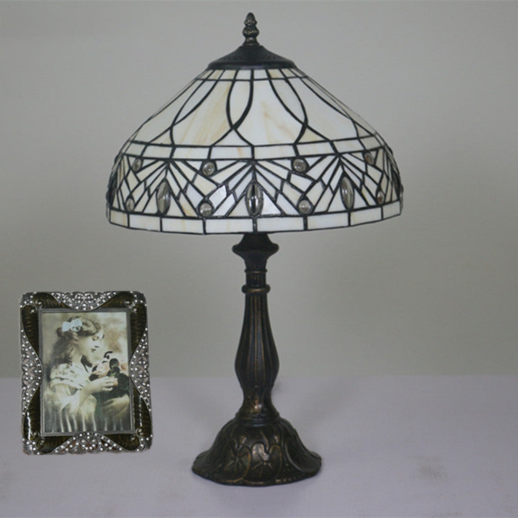 Zeitgenössische Tiffany Harz Metall Glas Regenschirmform 1-Licht Tischlampe für Schlafzimmer 
