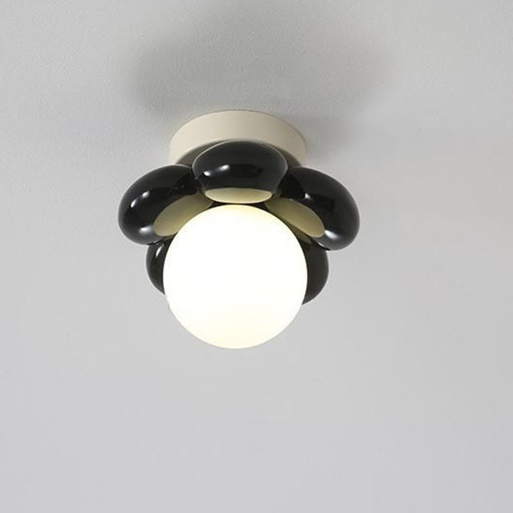 Zeitgenössische skandinavische Harz-Eisen-Blumen 1-Licht Semi-Flush-Mount-Deckenleuchte für das Wohnzimmer 