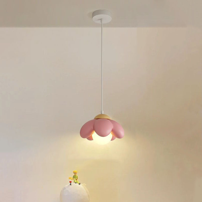 Contemporary Scandinavian Resin Wood Flower 1-Light Pendant Light For Dining Room