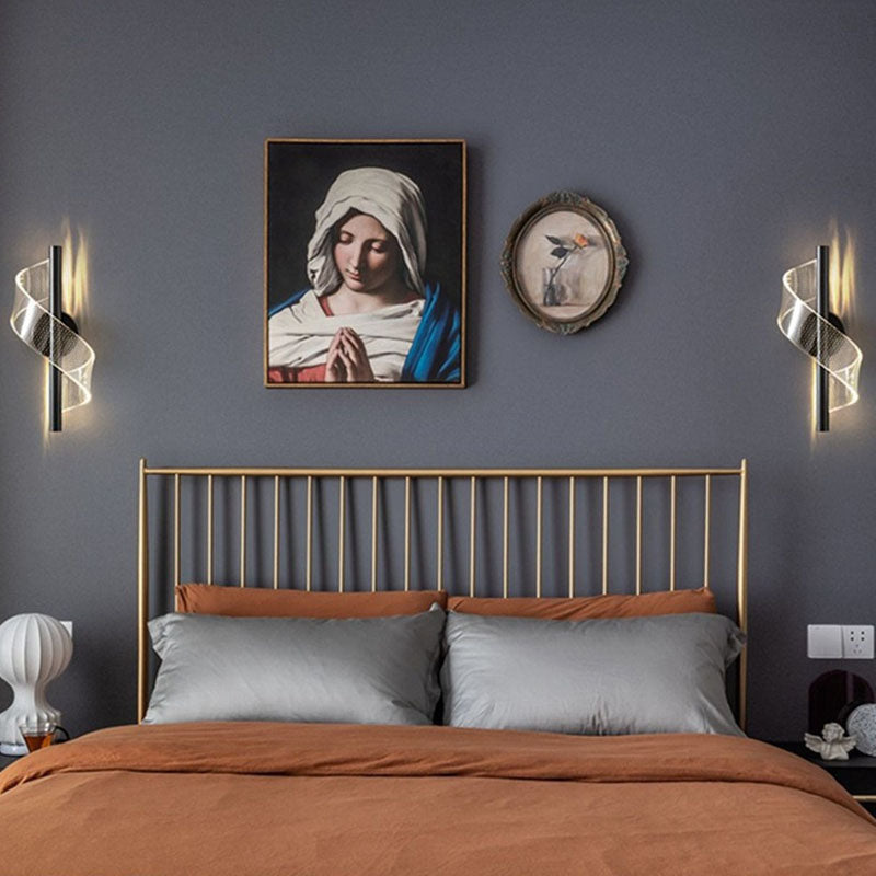 Contemporary Scandinavian Iron Acrylic Linear LED Wall Sconce Lamp For Bedroom