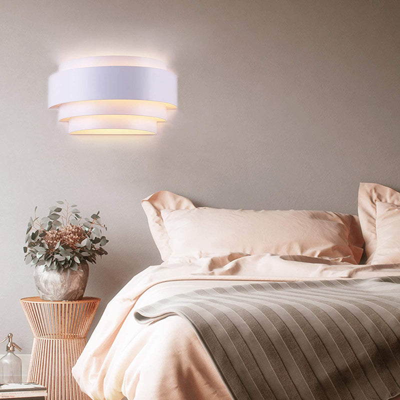 Lampe murale à une lumière en demi-cercle en fer minimaliste moderne pour chambre 