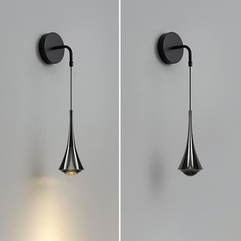 Contemporary Scandinavian Aluminum Iron Linear LED Wall Sconce Lamp For Bedroom